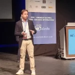 El Dr. Luis Cuadrado Canals, durante la ponencia impartida junto a su padre, el Dr. Luis Cuadrado de Vicente