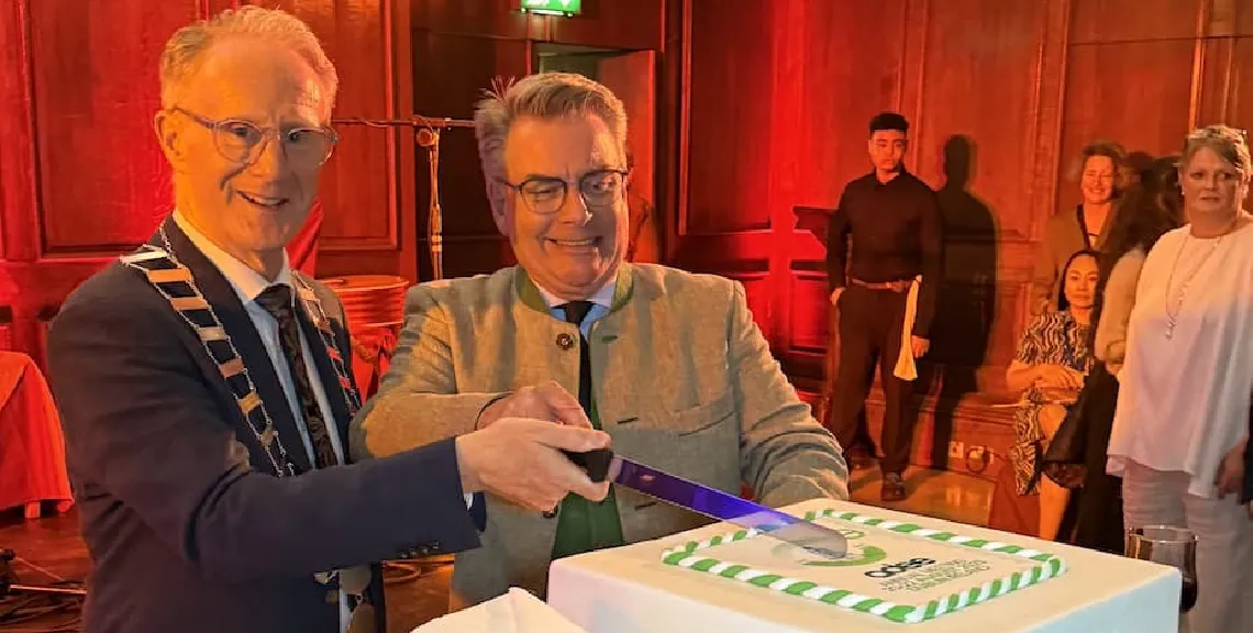 adee-50-aniversario-tarta